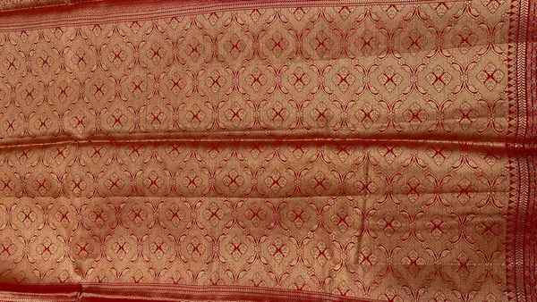 Humairah_Pure_Handwoven_Red_Chiniya_Silk_Zari_Jaal_Zig-Zag_with_Minakari_Zari_Border_Banarasi_Saree_with_Red_Blouse_piece