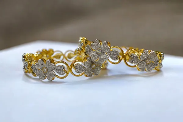 Premium_Brass_Bangle_with_AD_Stone