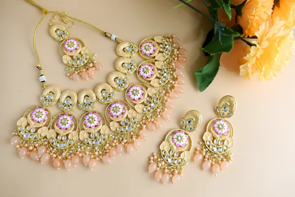 Hand_Made_choker_Pitch_Necklace_Set_and_Earrings