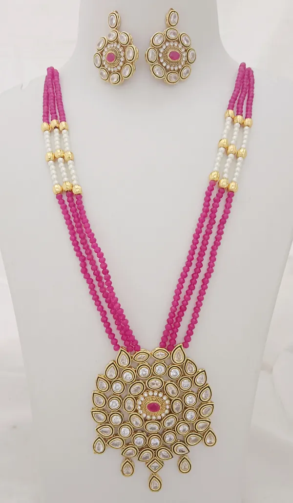 https://d1311wbk6unapo.cloudfront.net/NushopCatalogue/tr:f-webp,w-600,fo-auto/Premium_Quality_CZ_Polki_Pearls_Raani_Haar_Jewellery_Set_OGJZP6D4C0_2024-07-19_1.jpg__Evy