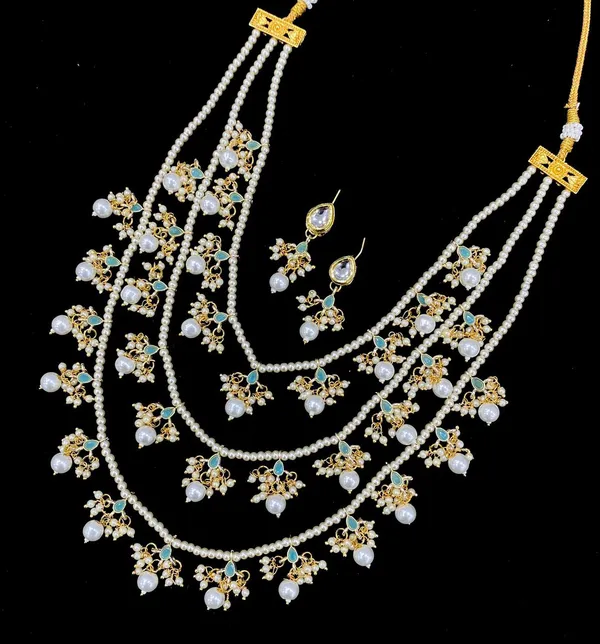 Premium_Quality_Multiline_Necklace_set_with_Earrings