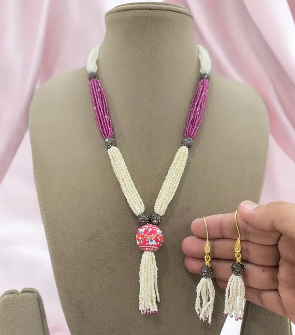 Premium_Quality_Pearl_Mala_with_Earrings