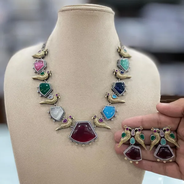 Premium_Quality__Necklace_Set_with_Earrings
