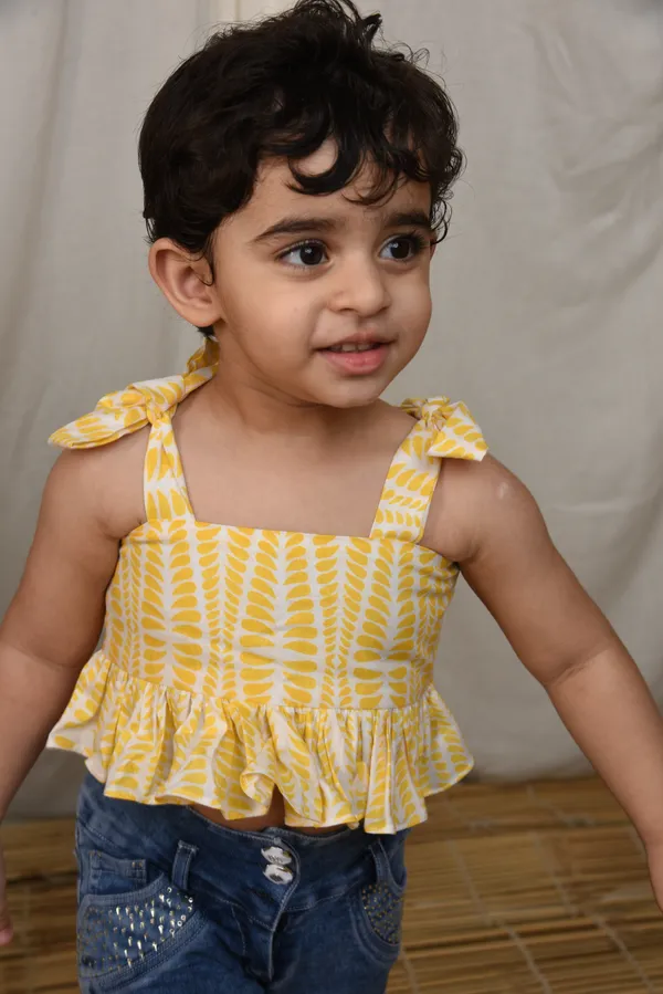 Yellow_Cotton_Crop_Top_For_Girls