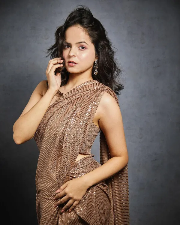 Pretty_Designer_Georgette_Saree