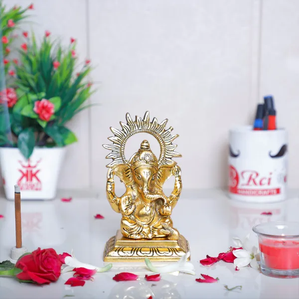 White_Metal_Gold_Plated_Ganesh_Sitting_On_Chocki_Showpiece_Idol_For_Home_DCor_And_Gift_Purpose_Decorative_Showpiece_-_15_Cm_(Aluminium)