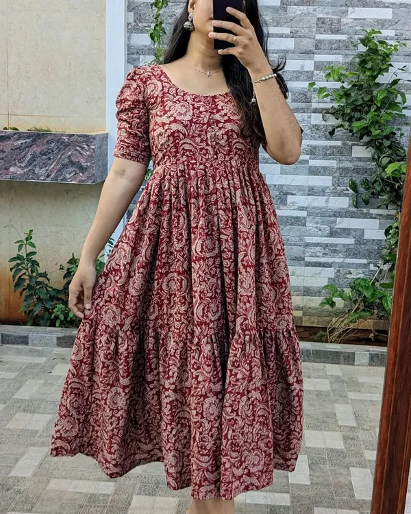 Red_Cotton_Blend_Anarkali_Gown_for_women