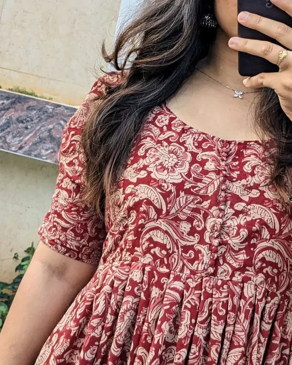 Red_Cotton_Blend_Anarkali_Gown_for_women