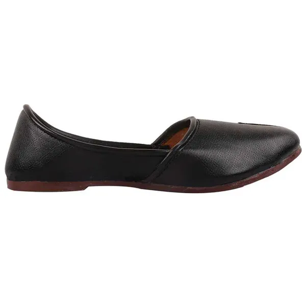 Black_&_White_PU_Premium_Mojaris_Shoe_For_Men