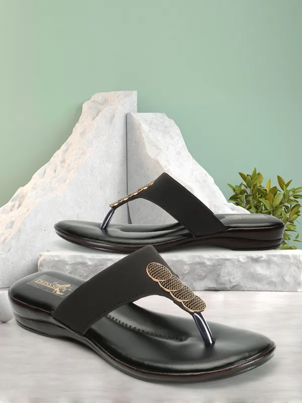 Casual_Buckle_Flat_Slippers_(Black)