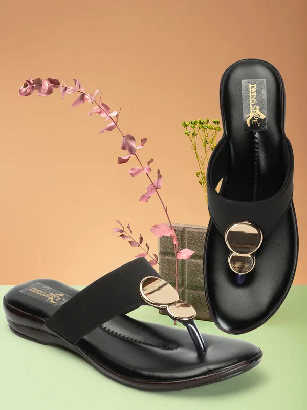 Casual_Buckle_Flat_Slippers_(Black)