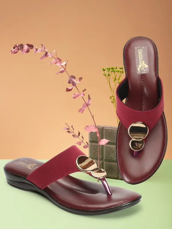 Casual_Buckle_Flat_Slippers_(Cherry)