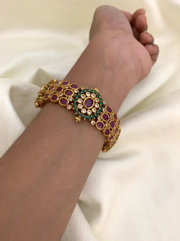 Elegant_Matte_finish_Non-openable_Bangle
