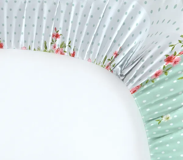 GREEN_Pure_Cotton_Bedsheet_90X100_Inches_Two_Pillow_Covers_Included_