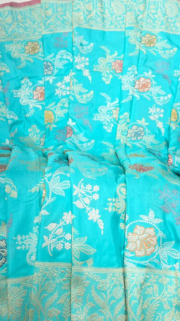 Humairah_Pure_Handloom_Katan_Silk_Minakari_Kadhwa_Floral_Jaal_Zari_Banarasi_Border_Self-Design_Anchal_and_Sea_green_Stripe_Blouse