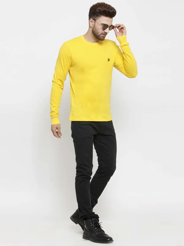 Yellow_Cotton_Round_Neck_Full_Sleeves_T-Shirt_For_Men_-_Pack_Of_1