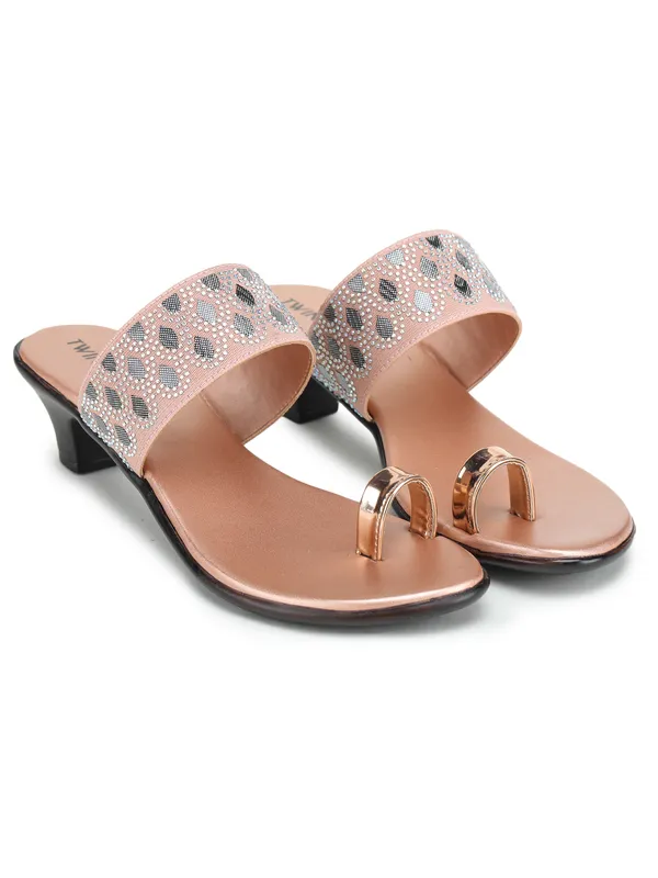 Embellished_Strap_Heels_(Sultan)