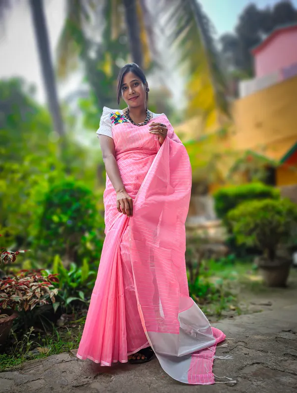Pink_Cotton_Silk_Semi_Maheshwari_Zari_Weaving_Handloom_Saree