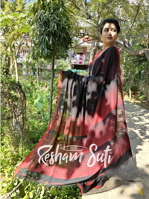 Black_&_Red_Handwoven_Cotton_Jamdani_Saree-Raatkali_Ki_Khwab