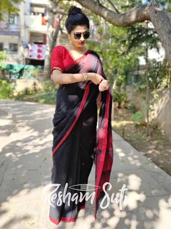 Black_&_Red_Handwoven_Cotton_Jamdani_Saree-Raatkali_Ki_Khwab