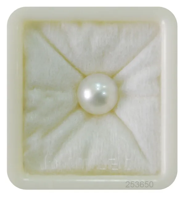 6.25_Ratti_White_Pearl_(Moti)_Natural_Loose_Gemstone