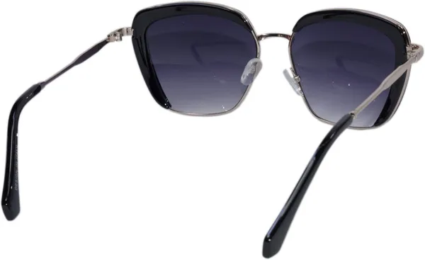 Black_Over-Sized_Sunglasses_-_For_Women
