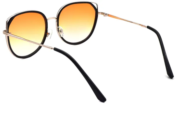 Black_Over-Sized_Sunglasses_-_For_Women