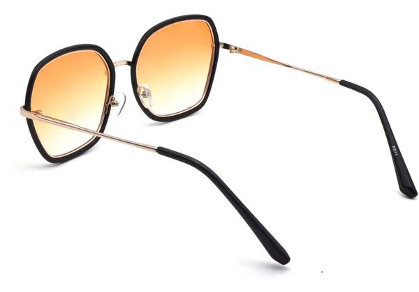 Black_Over-Sized_Sunglasses_-_For_Women