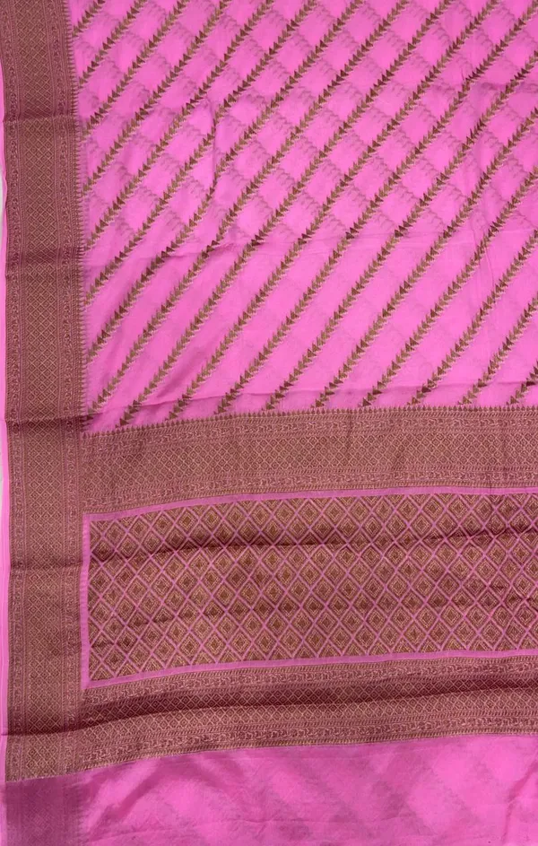Humairah_Presents_Pure_Handwoven_Baby_Pink_Chiffon_Diagonal_Stripe_Copper_Zari_with_Banarasi_Zari_Border_Pallu_and_Baby_Pink_Blouse