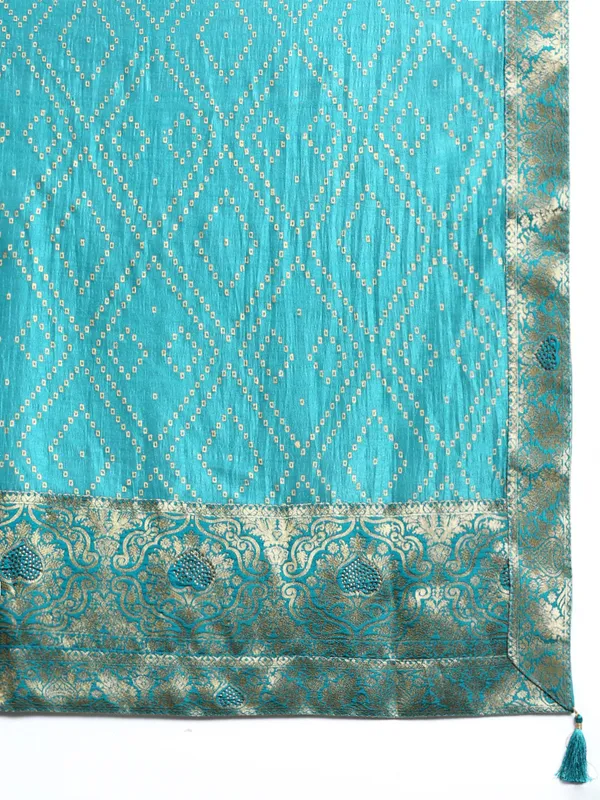 Turquoise_Green_Vichitra_Silk_Foil_and_Swarovski_Work_Saree