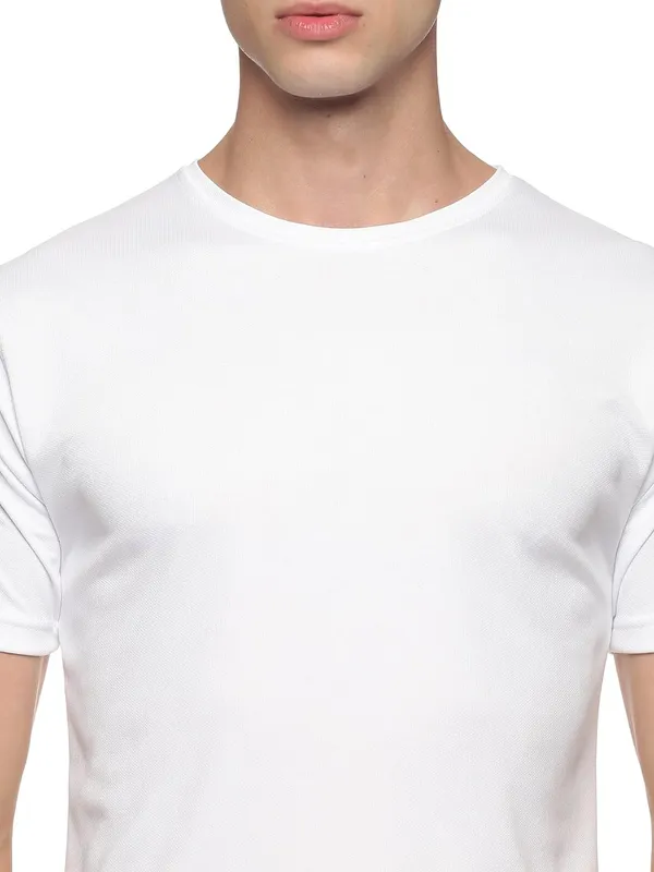 White_Polyester_Half_Sleeve_T_Shirt_For_Men