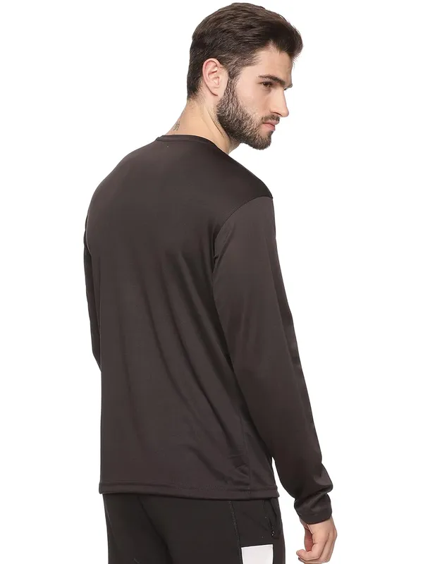 Black_Polyester_Full_Sleeve_T_Shirt_For_Men