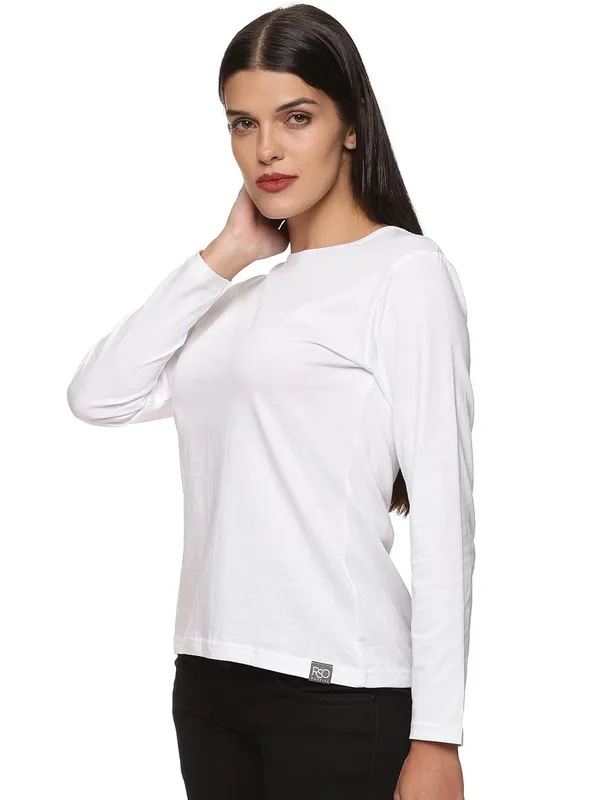 White_Cotton_T_Shirt_For_Women