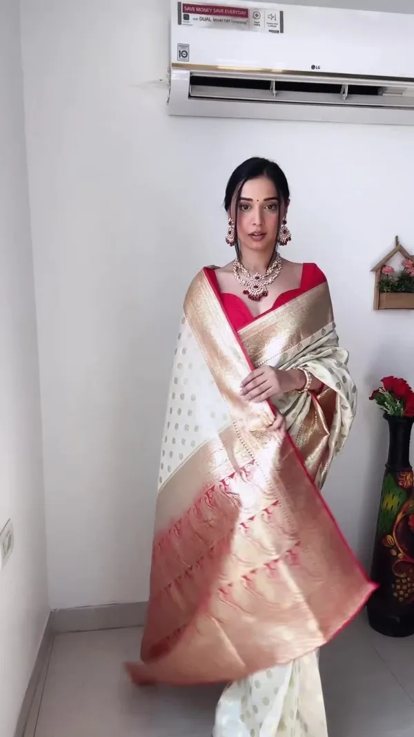 READY_TO_WEAR_WHITE_TRENDY_1-MINUTE__SAREE