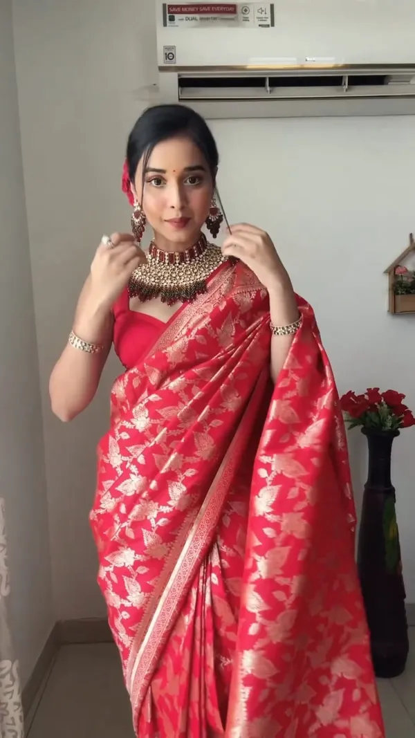 READY_TO_WEAR_RED_TRENDY_1-MINUTE__SAREE