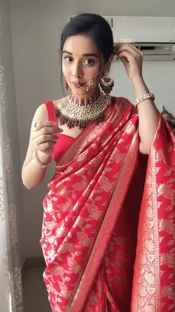 READY_TO_WEAR_RED_TRENDY_1-MINUTE__SAREE