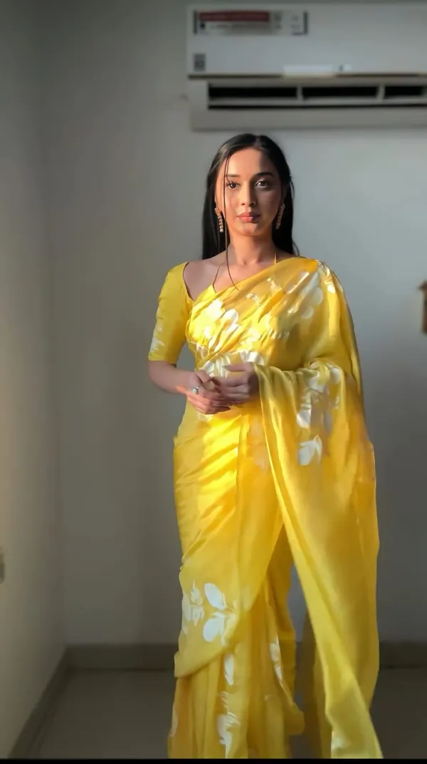 READY_TO_WEAR_YELLOW_TRENDY_1-MINUTE__Tabby_Organza_SAREE