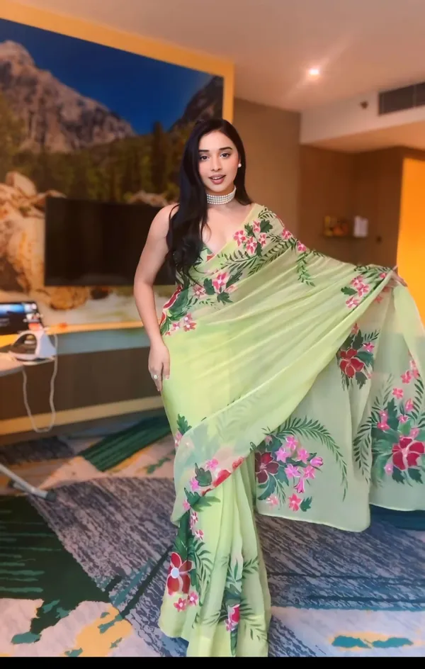 PISTA_TRENDY_GEORGETTE_SAREE_READY_TO_WEAR