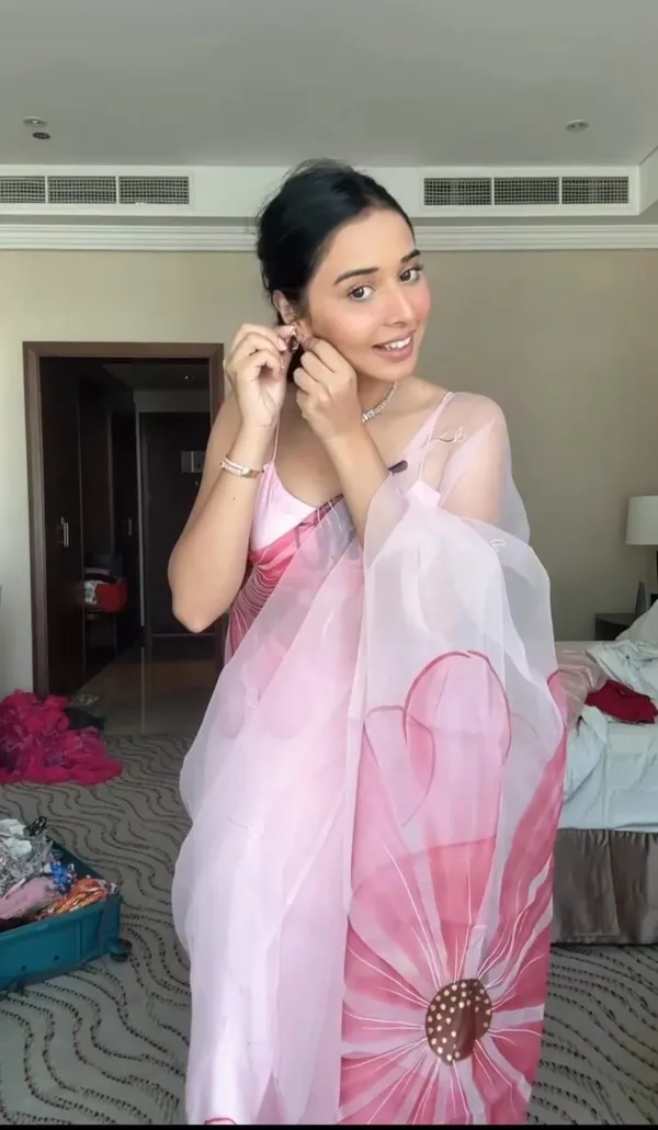 Pink_1-Minute_Ready_To_Wear_Organza_Saree