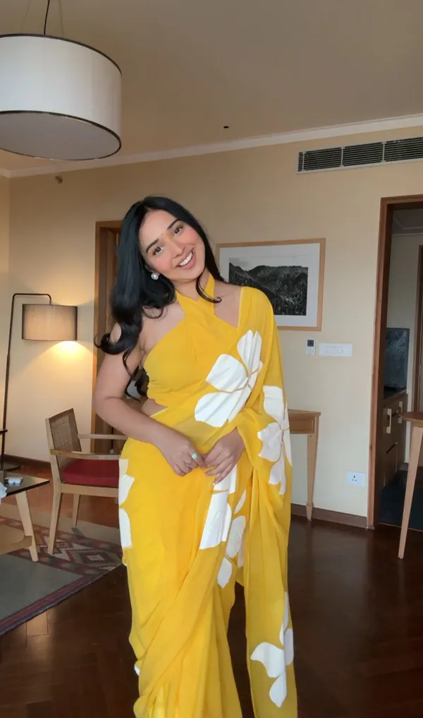 Yellow_1-Minute_Ready_To_Wear_Georgette_Saree
