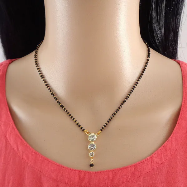 Gold_Classic_22K_Gold_Plated_Diamond_Pendant_Necklace_For_Women