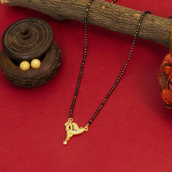 Gold_Stylish_And_Trendy_Gold_Plated_Designer_Mangalsutra_With_Earrings_For_Women