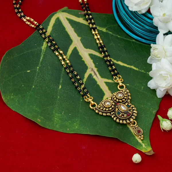 Gold_Elegant_22K_Gold_Plated_Oxidized_Pendant_Mangalsutra_For_Women