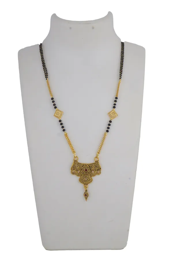 Gold_Versatile_22K_Gold_Plated_Simple_Mangalsutra_For_Any_Look_For_Women