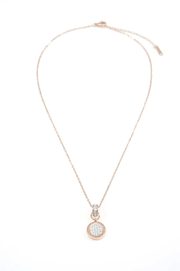 Gold_Stunning_Round_Shape_Pendant_With_Gold_Plated_Chain_For_Women