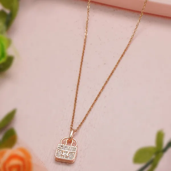 Gold_Rose_Gold_Locket_Pendent_Chain_For_Women