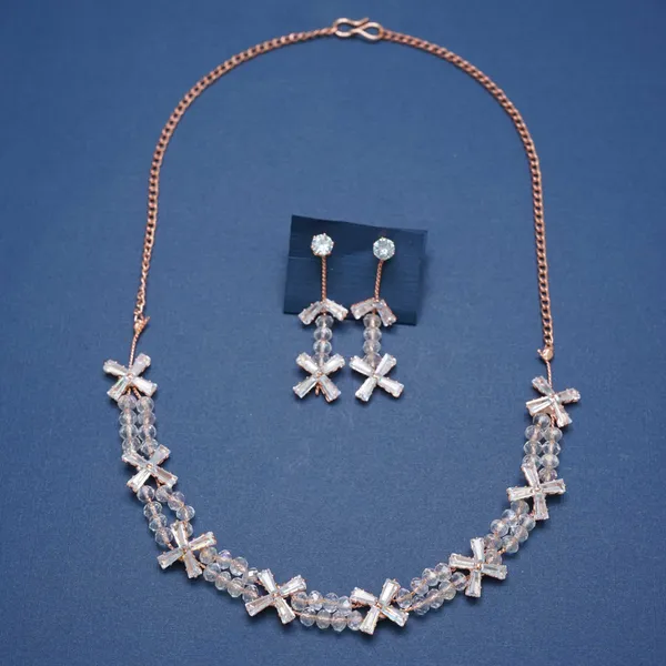 Gold_Charming_Crystal_And_Ad_Diamond_Stone_Studs_Rose_Gold_Necklace_Set_For_Women