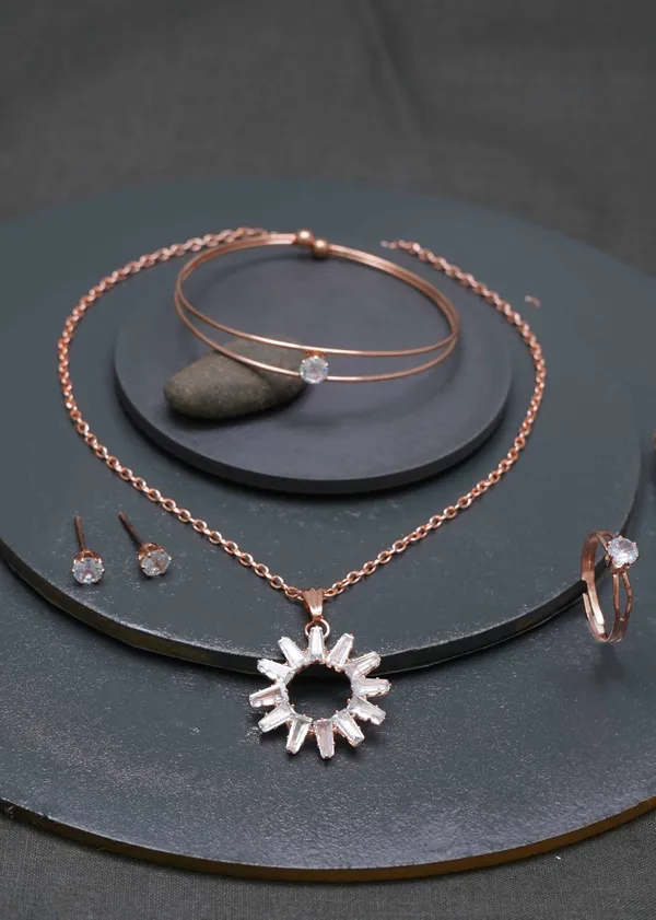 Gold_Stylish_Ad_Diamond_Studs_Necklace_Set_For_Women