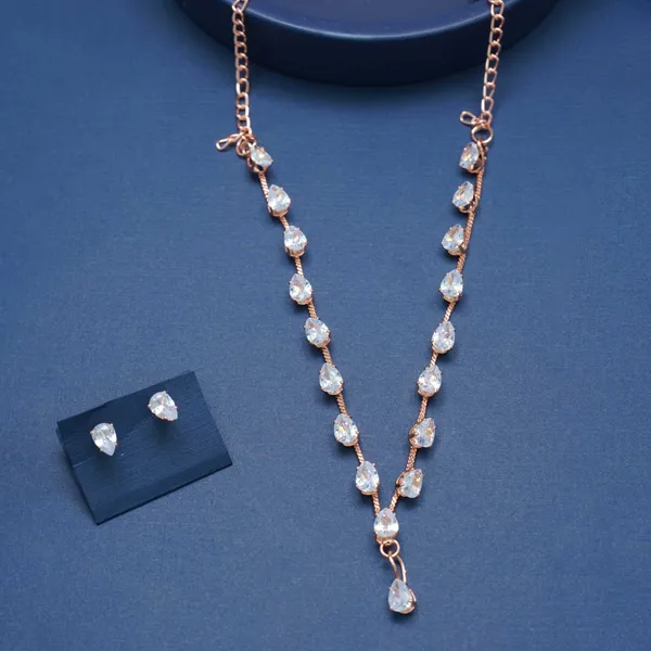 Gold_Stylish_Ad_Diamond_Studs_Necklace_Set_For_Women