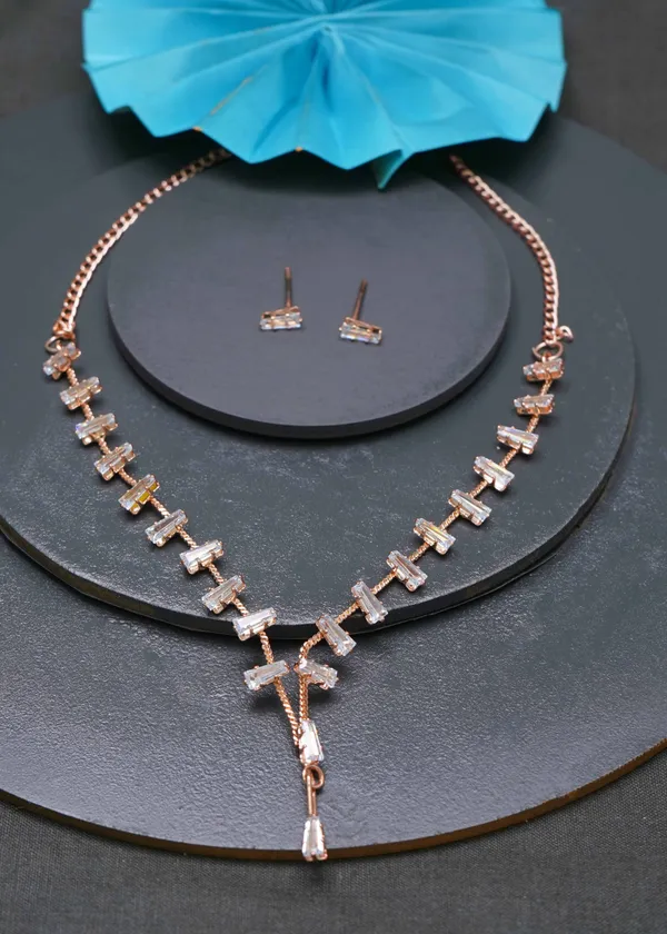 Gold_Stunning_Ad_Diamond_Studs_Necklace_Set_For_Women